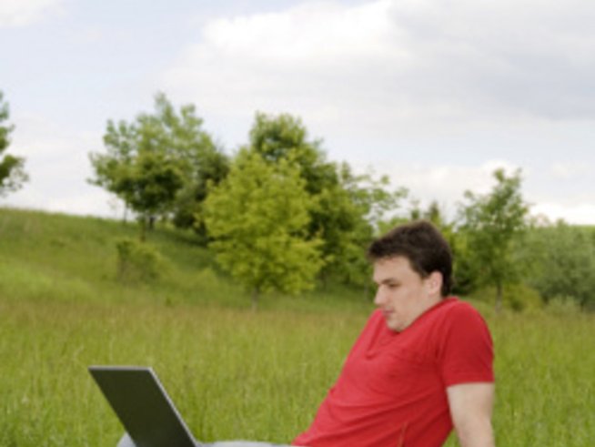 Той прекалява ли с порното?