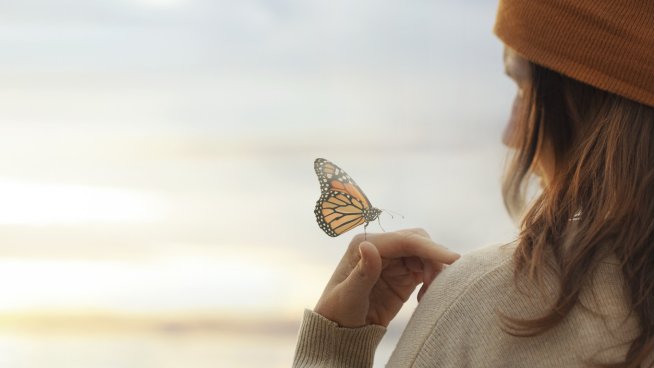 5 странни знака, че някой мисли за вас. Снимка: istock