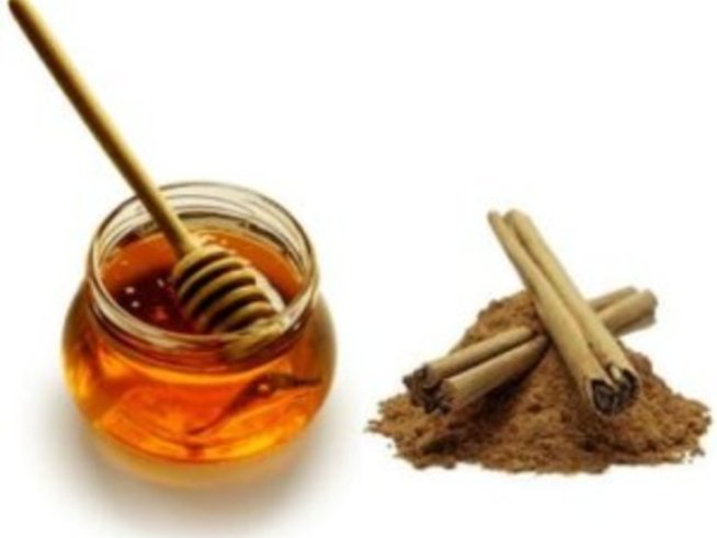 Свалете килограми с мед и канела