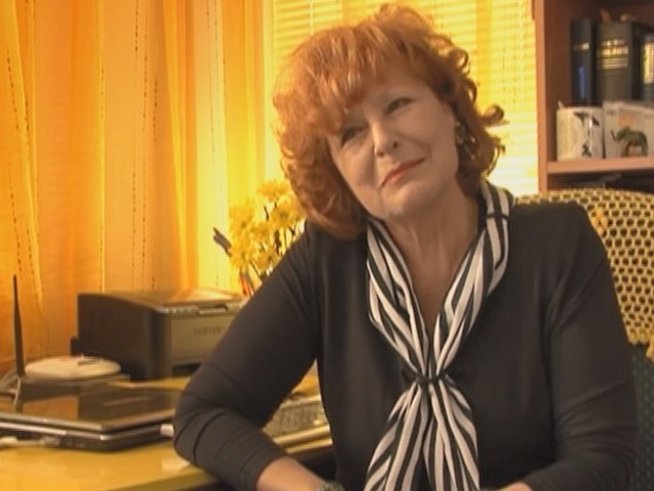 Иглика Василева.