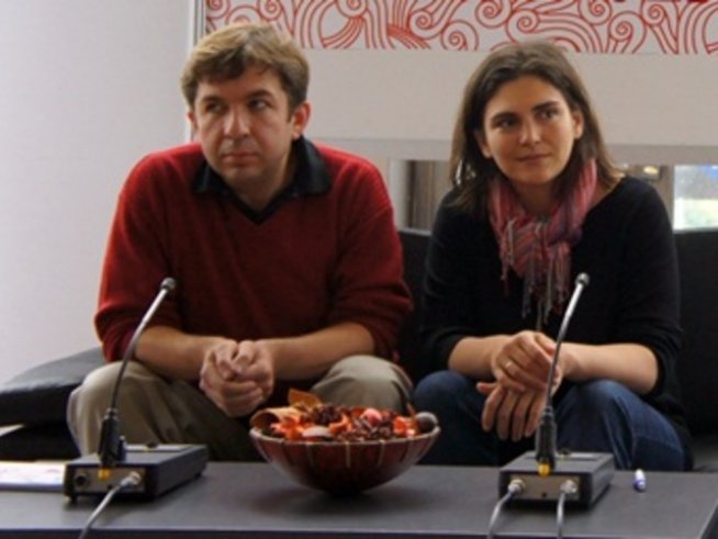 Кой стои зад чина в училище