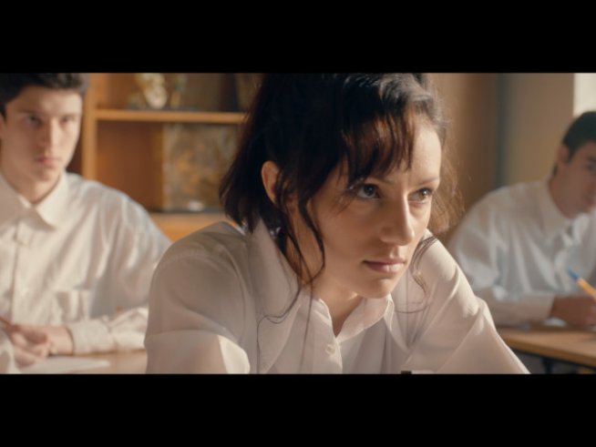 Кадър от филма "Доза щастие".