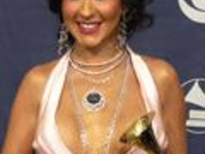 Кристина Агилера - на турне през Май