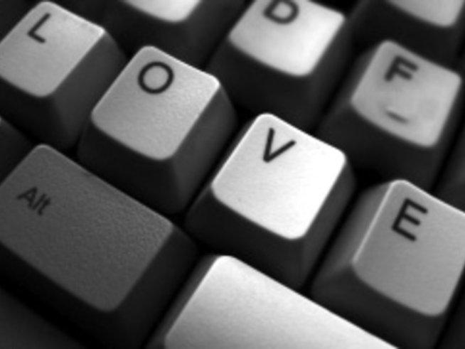 Изневяра ли е флиртът в чата?