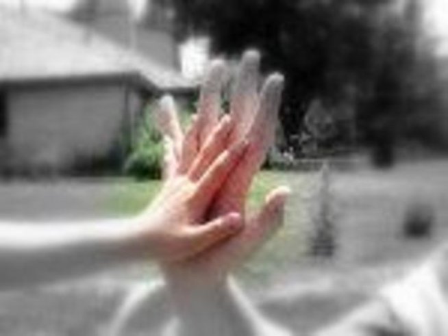 Подкрепете социално слаби майки и деца