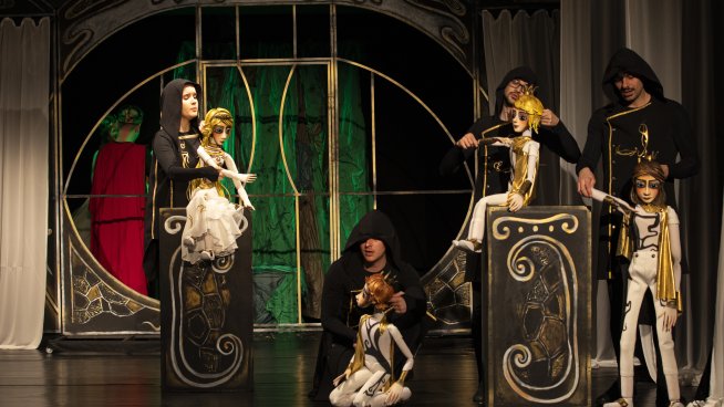 Снимка: Младежки театър Николай Бинев.