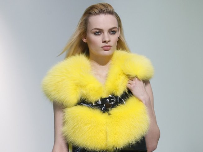 Снимка: Reuters, модел на Версаче за есен-зима 2013