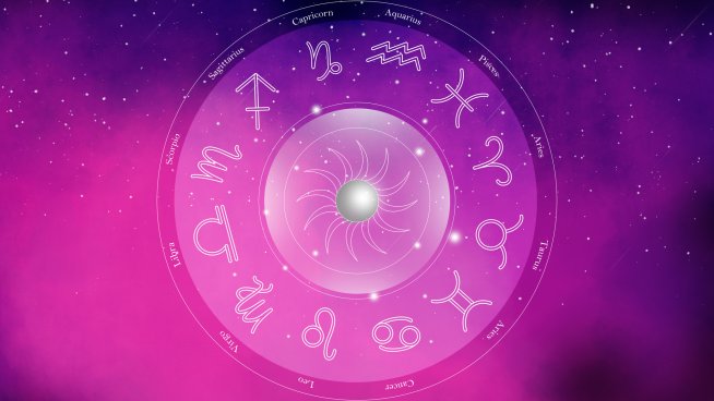 Месечен хороскоп за ноември. Снимка: istock