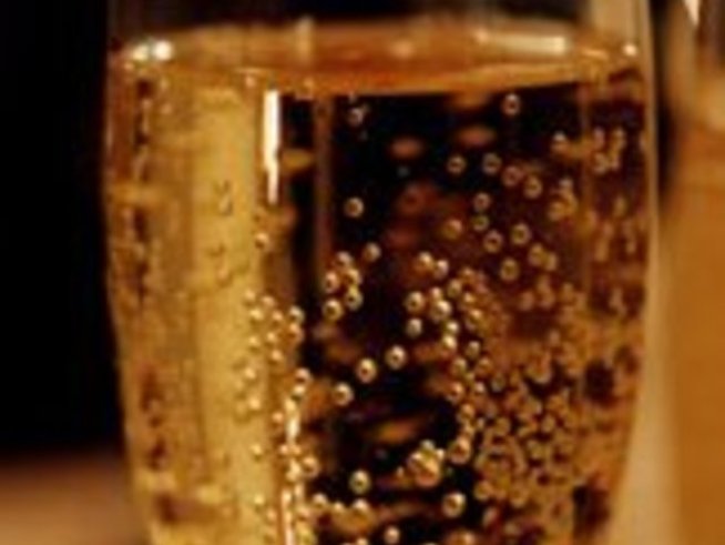 12 часа на Нова година!