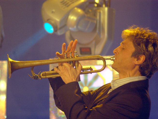 Къци Вапцаров влиза в шоуто „Като две капки вода“