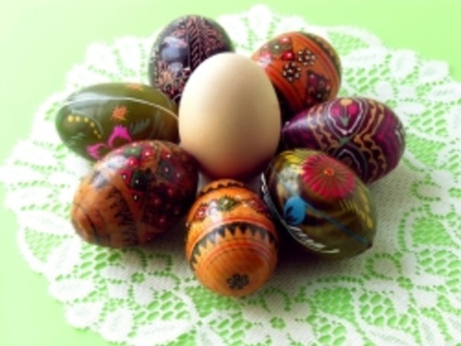 Да нашарим яйцата с картофени печати