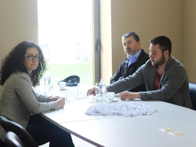 Провеждане на томболата. Снимка: HomeMax