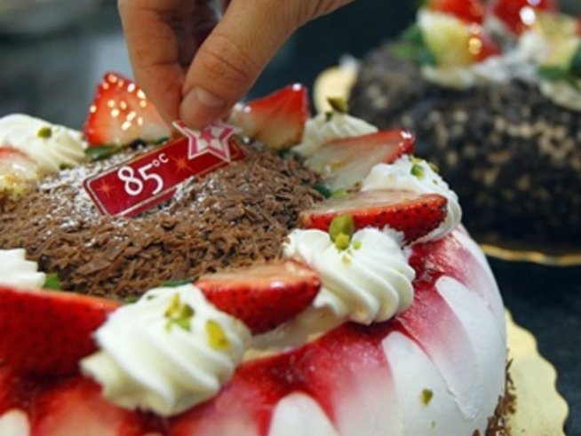 Какво става, когато изядем едно парче торта?