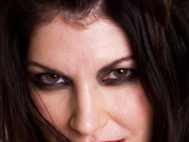 Все повече жени ходят на ... стриптийз