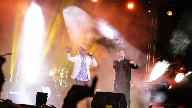 Любо Киров – 25 години на сцената: Турнето започна в препълнения Летен театър във Варна   .Фотокредит: Иван Ерменков за Artvent