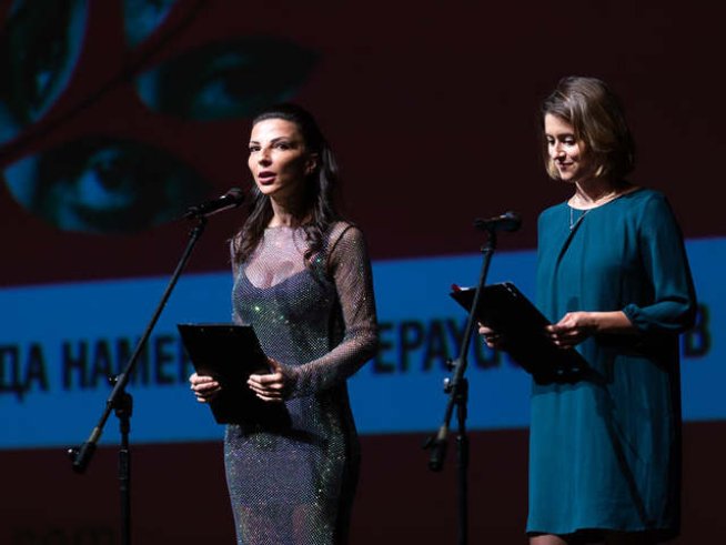 Синелибри 2021 започна с блясък и зрелищен пърформанс