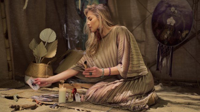 Седмична таро прогноза за 15 - 21 декември . Снимка: istock