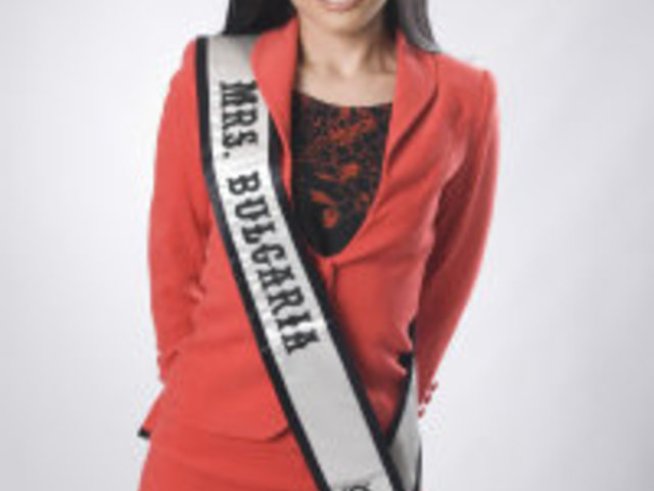 Българска реликва ще украсява Галина Димитрова на “Mrs. Galaxy”