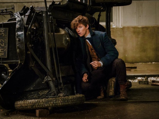 Еди Редмейн във филма „Фантастични животни и къде да ги намерим“. Снимка: outnow.ch