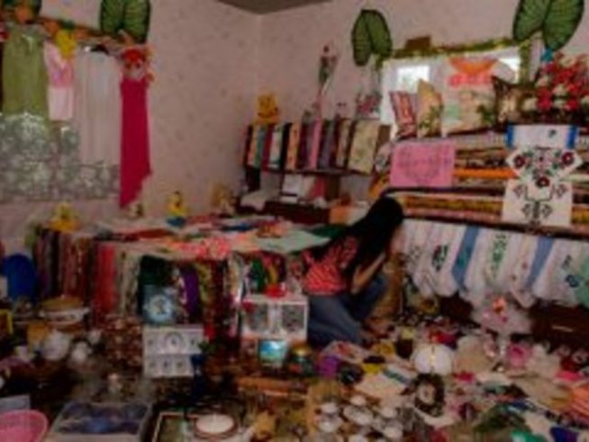 Открива се изложба на аксесоари с мъниста и плетива на една кука