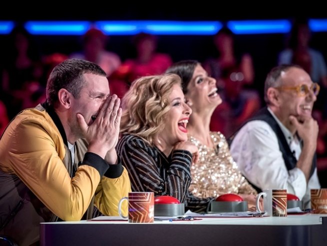 Романтика и „вулгарни номера“ в „България търси талант“ в неделя