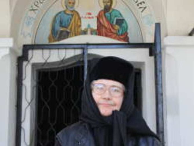 Сестра Параскева за службите в манастира около Великден и за живота изобщо