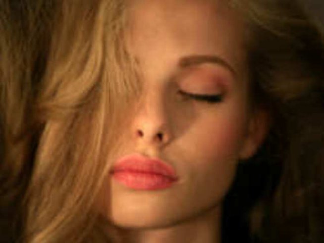 Домашен тоник с босилек против акне