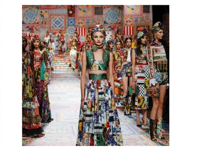 Снимка: instagram cameramoda