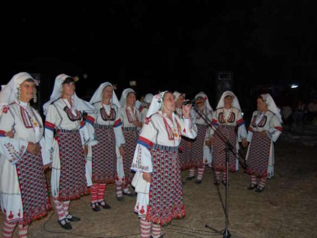 Мистериите на Хухла 2012 излъчиха двама почетни селяни