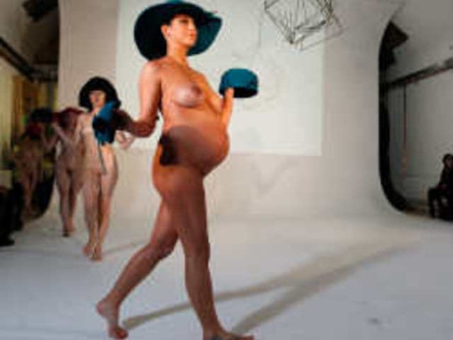 Как да се справим със стриите по време на бременност и след нея