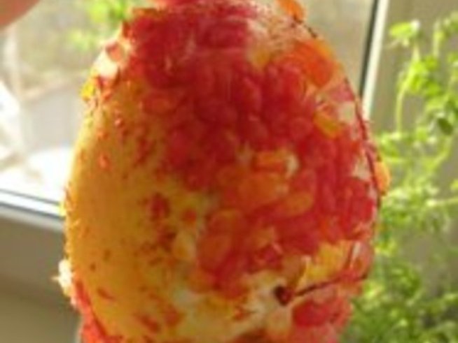 Великденски яйца с алтернативна украса