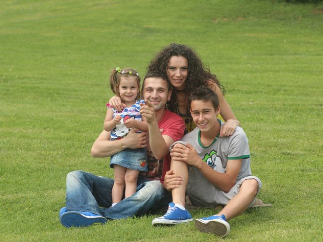 4 звездни семейства „Говорят открито срещу домашното насилие“