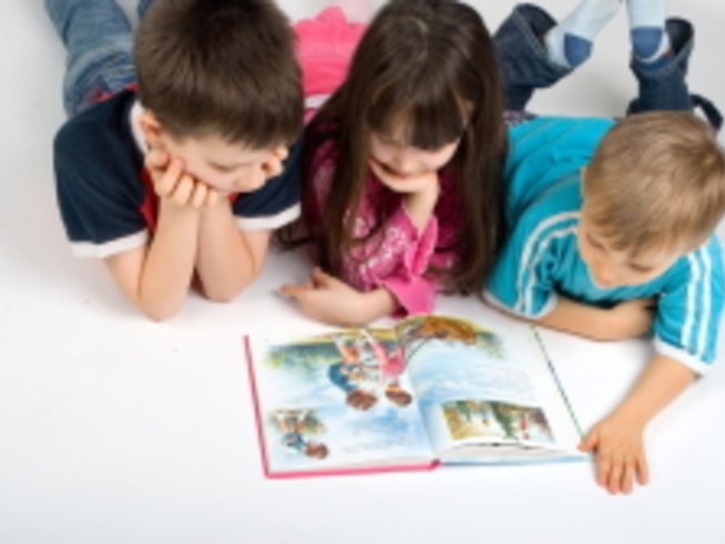 Най-бързо четене и най-красиво рисуване на великденски яйца в Пловдив