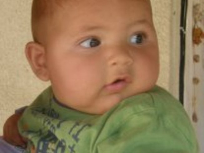 Месечна помощ за отглеждане на дете до една година