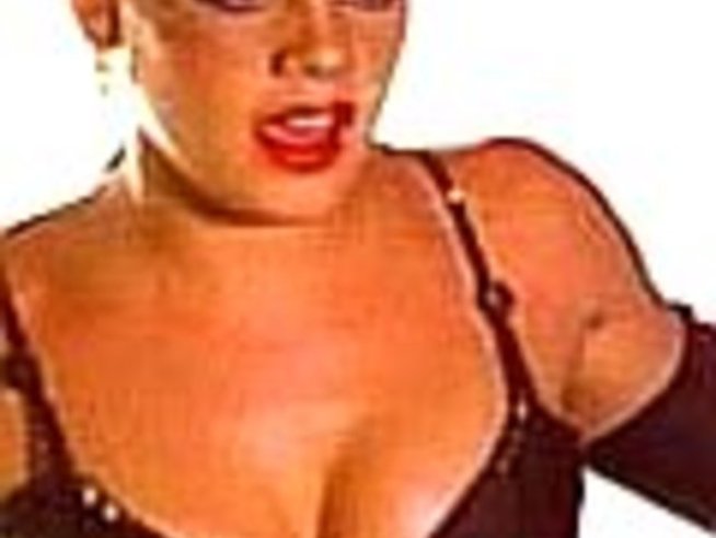 Pink в Дивия Запад