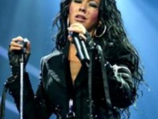Aguilera водеща на Евро наградитре на MTV