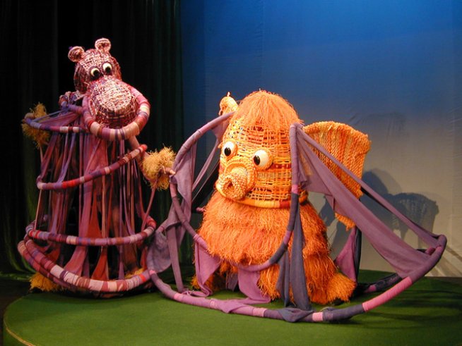 Снимка: Столичен куклен театър, "Любопитното слонче"