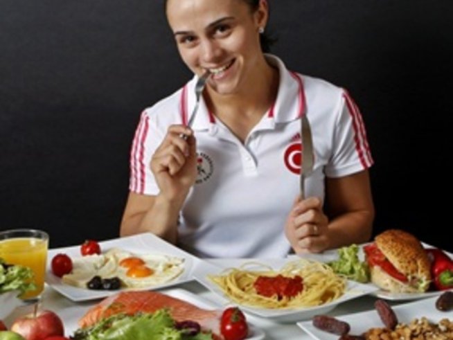 Не се вманиачавайте в кантара, доверете се на огледалото