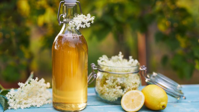 5 ползи от сиропа от бъз. Снимка: istock