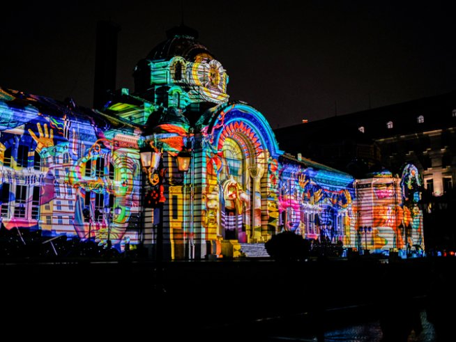 32 артисти и студиа от 12 държави показват изкуството си 