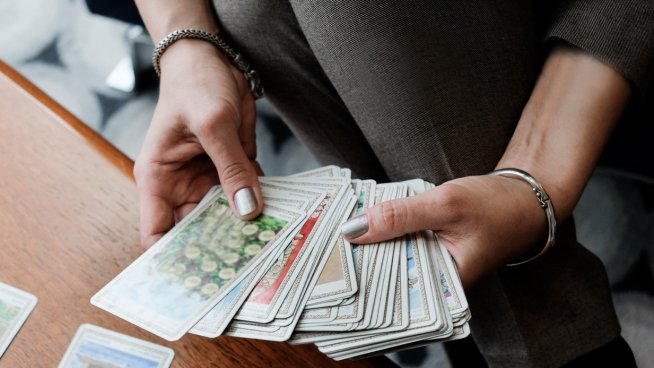 Тесте с таро карти. Снимка: istock