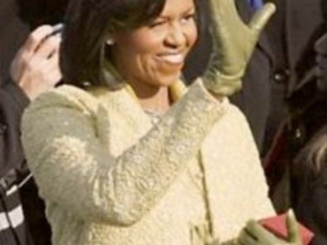 Мишел Обама наложи жълтото на мода