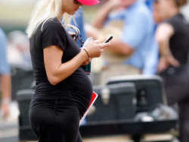 Летните жеги и бременността – как да се предпазим от претопляне