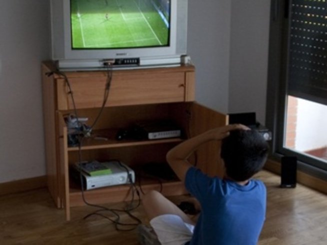 Детето прекалява с телевизора – има начин да решите проблема