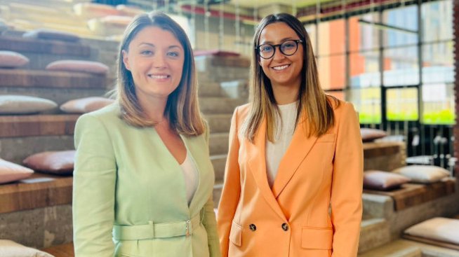 Михаела и Йоана. Снимка: личен архив.