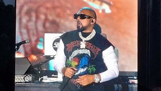 Ямайска вечер в София:  Sean Paul и българската публика пяха &bdquo;Get Busy&ldquo;. Снимка: личен архив