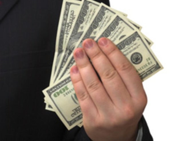 Мъжът за парите или парите за мъжа