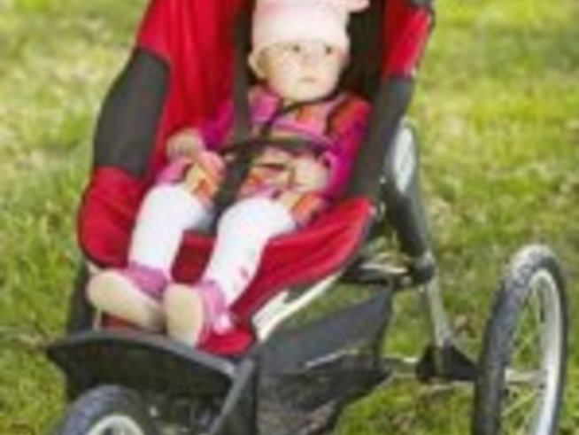 С бебешка количка по улиците