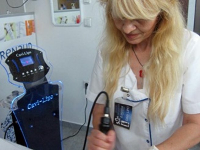 Нов апарат за липосукция без операция