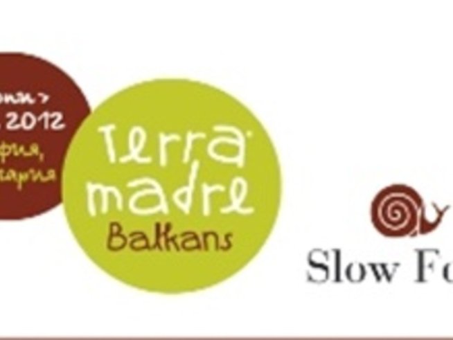 Slow Food – дискусия и базар-дегустация на зелено сирене, мед и вино
